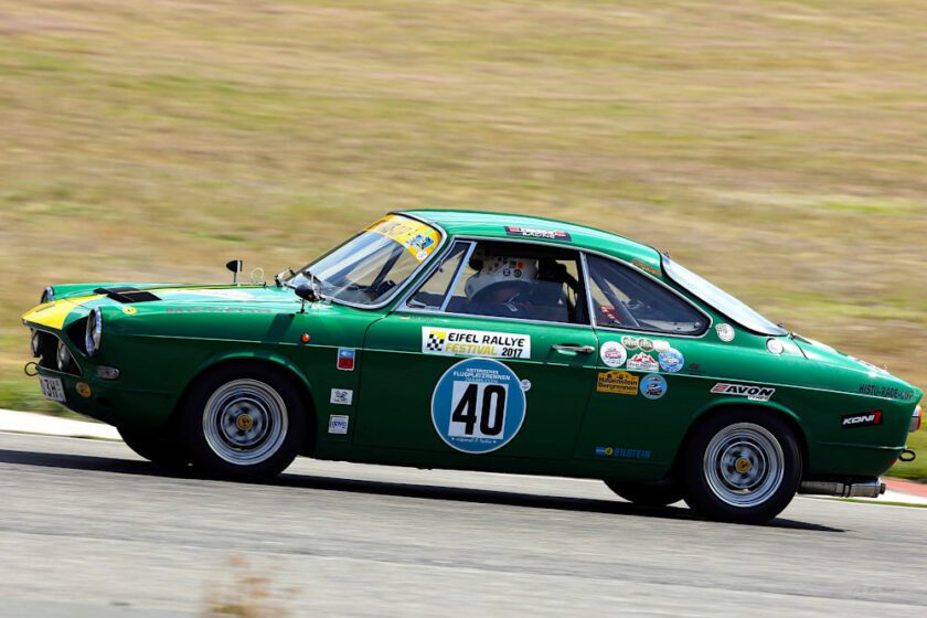 Simca 1200 S Coupe beim Oldtimer Trackday auf dem Circuit Meppen