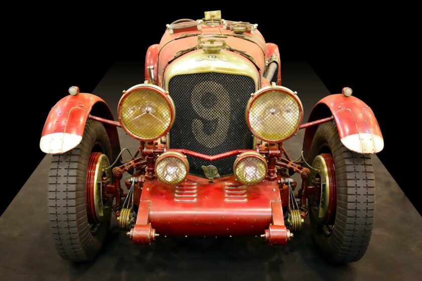 1929 Bentley Speed Six Old Number One Le Mans Replica - photo by Peter Kraaibeek